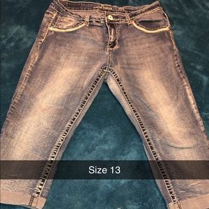 Almost famous capris